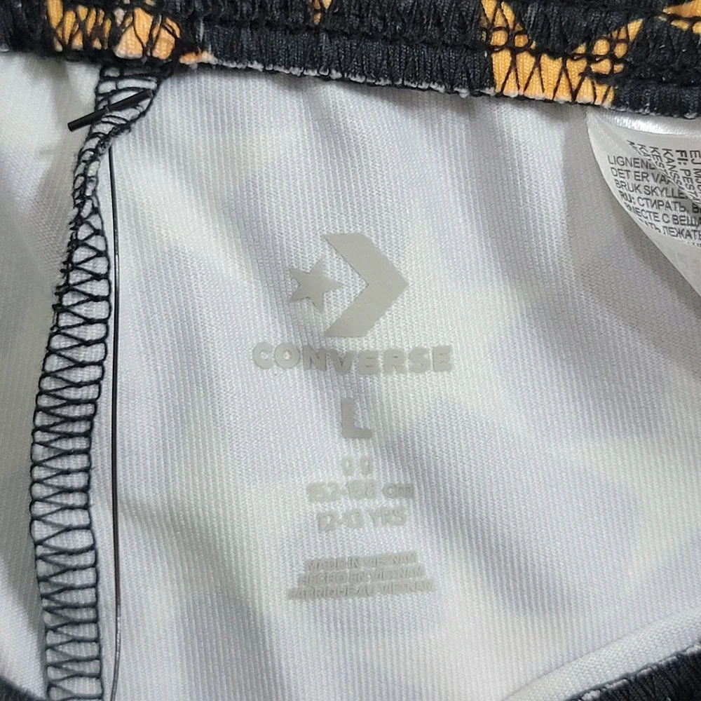 Converse All Stars Black With Stars All Over Print Capri Leggings Girls Sz Large
